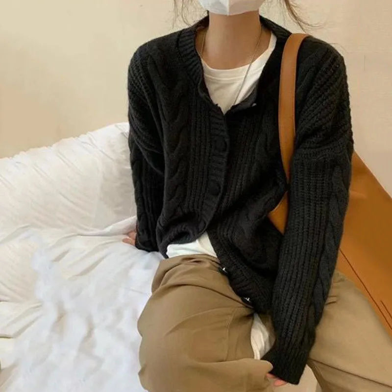 Autumn Twist Knitted Cardigan Womem Winter Thicken Warm O Neck Sweater Jacket Female Solid Button Up Long Sleeve Crop Knitwear