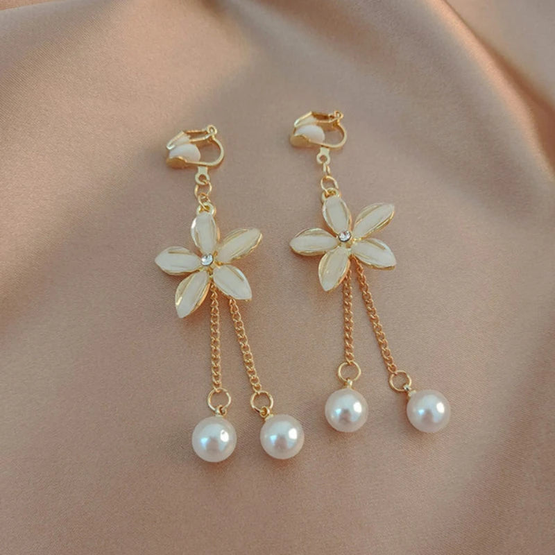Trendy Temperament Long Pearls No Hole Clip Earrings Imitation Pearl Shell Tassel Long Clip on Earrings on Pierced Ears Women