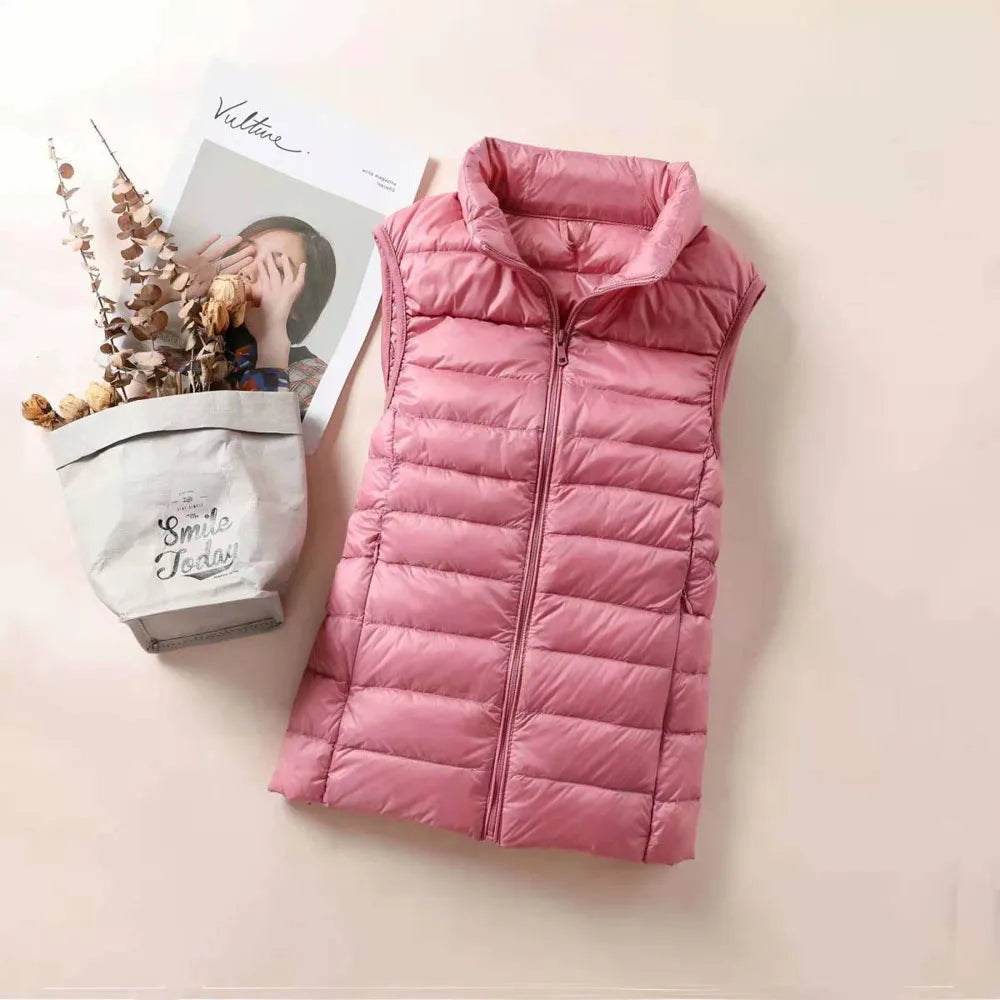 New 2026 Women Women Ultra Light Down Vests Slim Sleeveless Jacket Portable Girl Lightweight Windproof Waistcoat