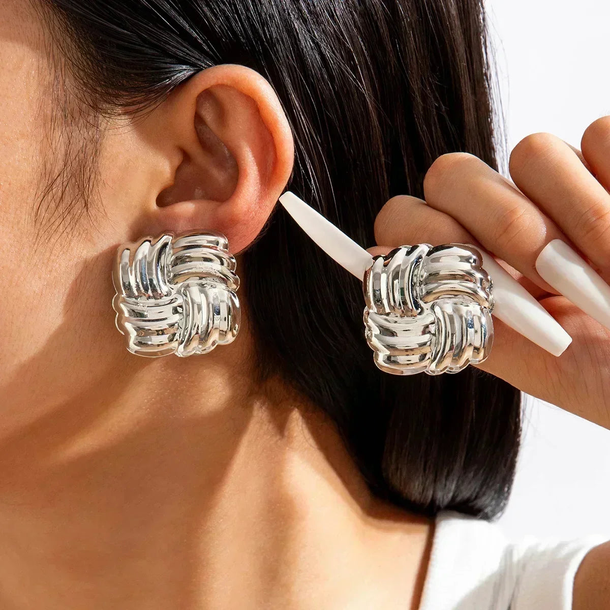 Exaggeration Ocean Style Shell Texture Stud Earrings for Women Trendy Accessories Personalization Jewelry Earrings Daily Wear