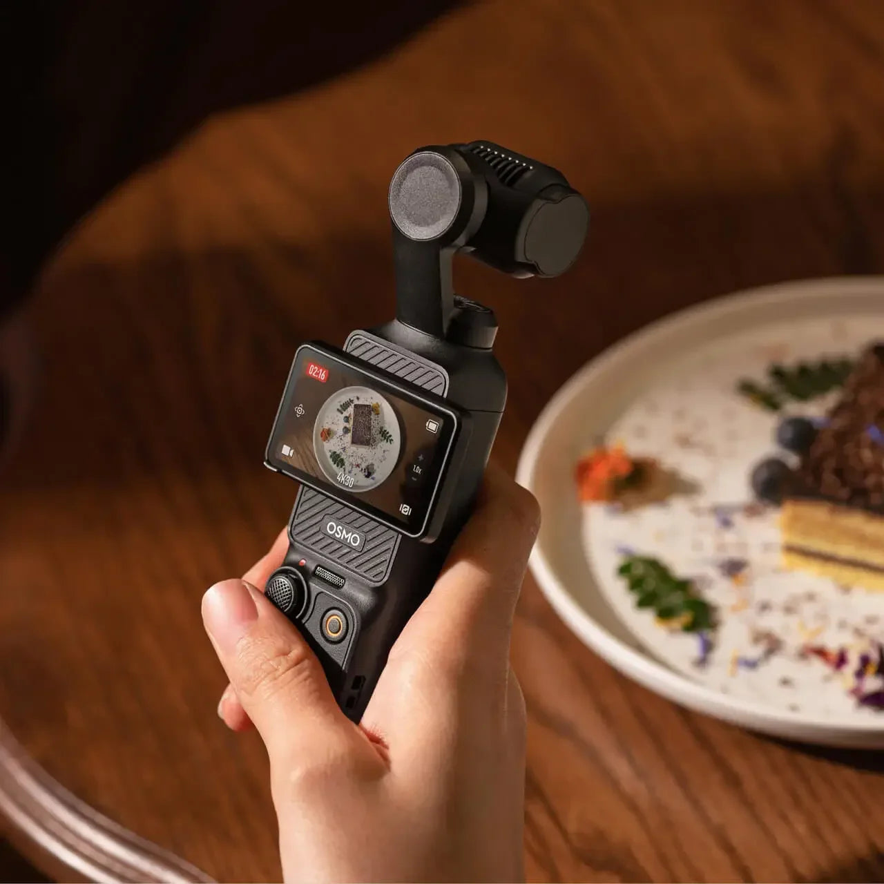DJI Osmo Pocket 3 1″ CMOS Pocket Gimbal Camera 4K/120fps 2-Inch Rotatable Screen 3-Axis Gimbal Mechanical Stabilization