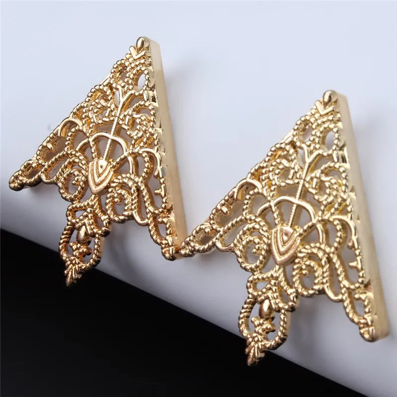 Fashion Women Brooch Accessories Tide Exquisite Pin Brooches For Ladies Blouse Brooch Collar Decorated Golden Shirt