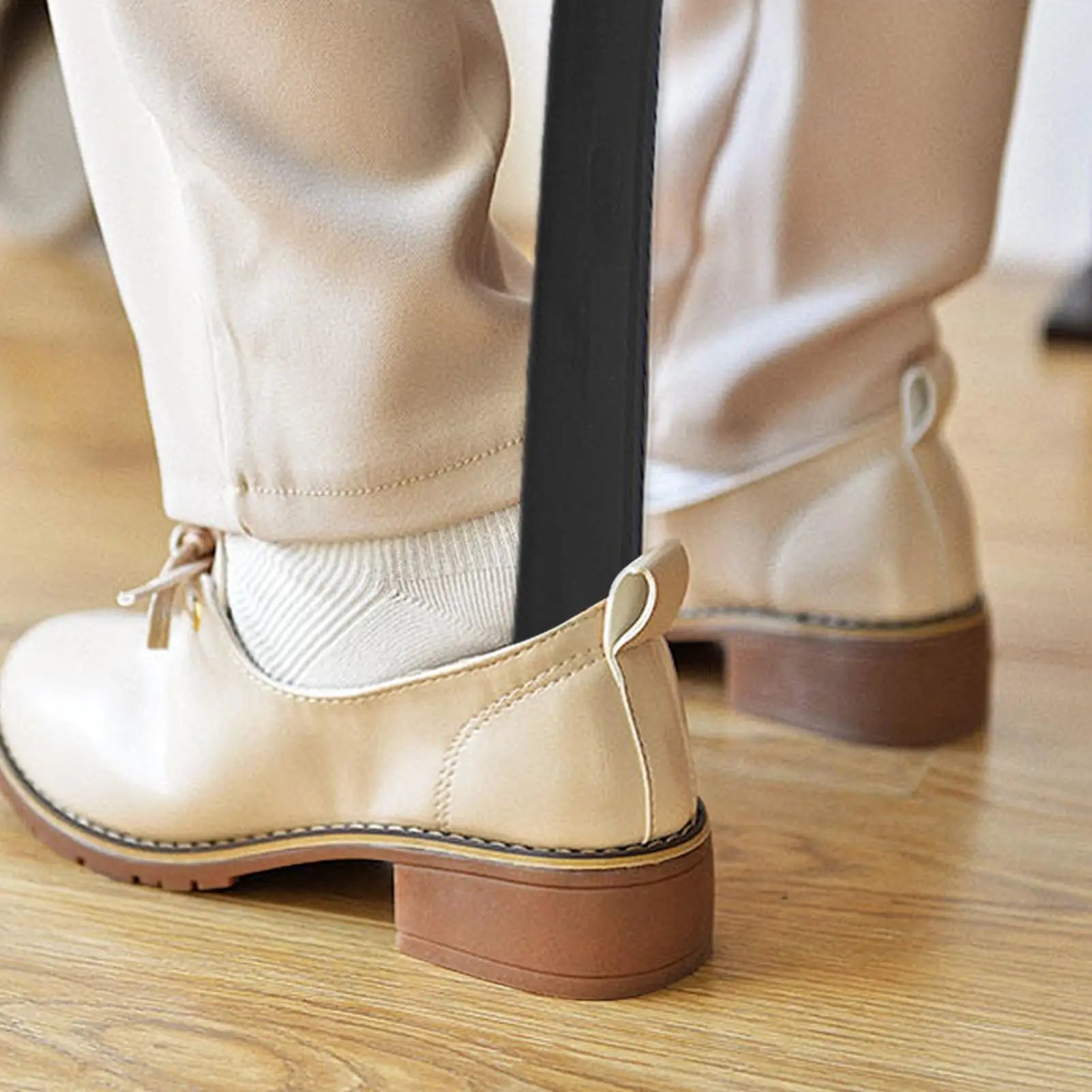 42.5x4x2.2cm Easy To Use ABS Long Handle Shoes horn Artifact Pull Pumping Shoes Professional Women Men Shoe Horn Shoes Spoon