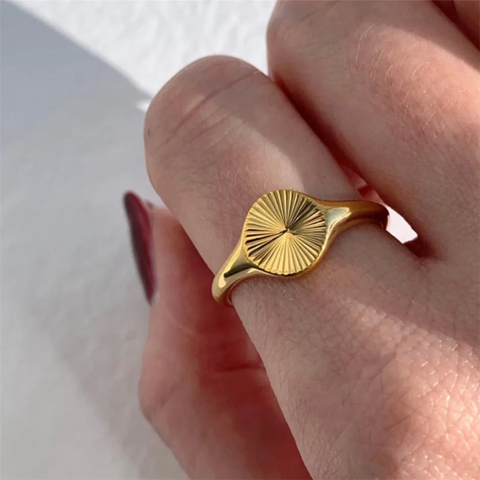 SUNIBI Stainless Steel Rings for Women Gold Color Do Not Fade Wave Rays Texture Signet Dainty Ladies Ring Jewelry Wholesale