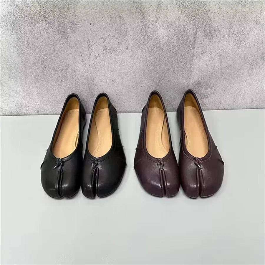 Size 35-43 Split Toe Women Ballet Flats Tabi Shoes Casual Slip-on Loafers Ladies Pleated  Leather Espadrilles Zapatillas Mujer