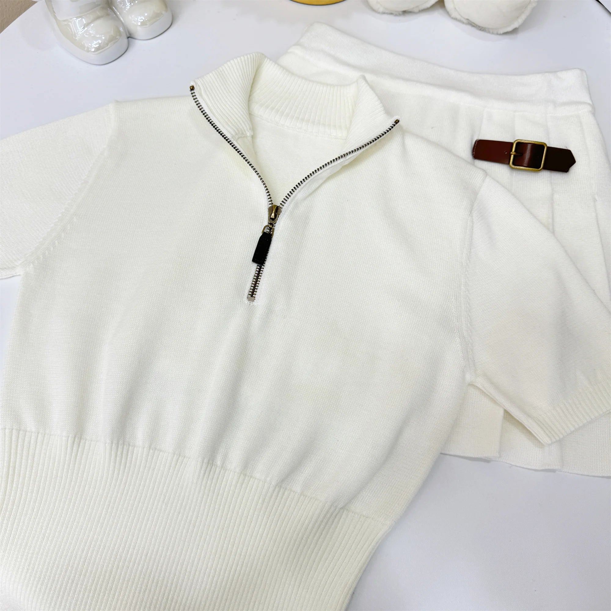 French Small Fragrance Knitted Two Piece Set For Womem Summer New High-end Wool Crop Top And Pleated Short Skirt Sets F689