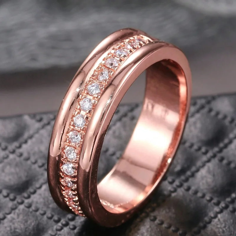 Huitan 2020 NEW Fashion Wedding Ring For Women Micro Paved Cubiz Zircon Finger Rings Female Engagement Jewelry Accessories