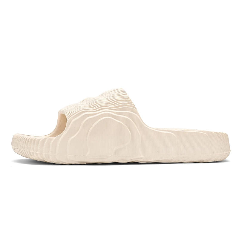 Man Fashion Sandals Solid Beach Slippers Summer Non Slip Sandals Soft Unisex Slides Women Luxury Outdoor Ultralight Shoes