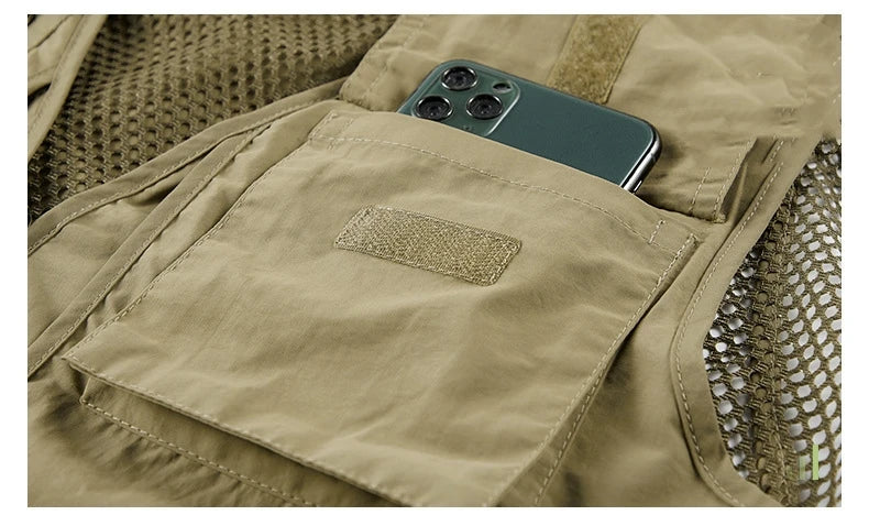 FGKKS Men Multi Pockets Vest Men's New Breathable Outdoor Fishing Vest Quality Design Leisure High Tech Male Jacket