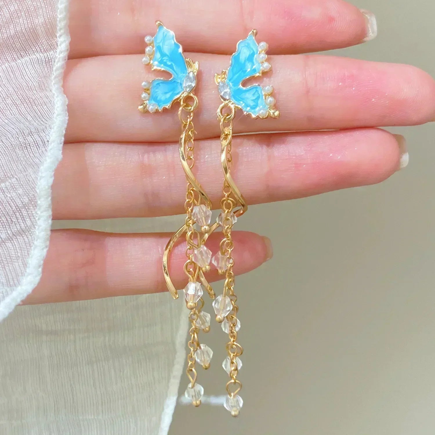 Exaggeration Ocean Style Shell Texture Stud Earrings for Women Trendy Accessories Personalization Jewelry Earrings Daily Wear