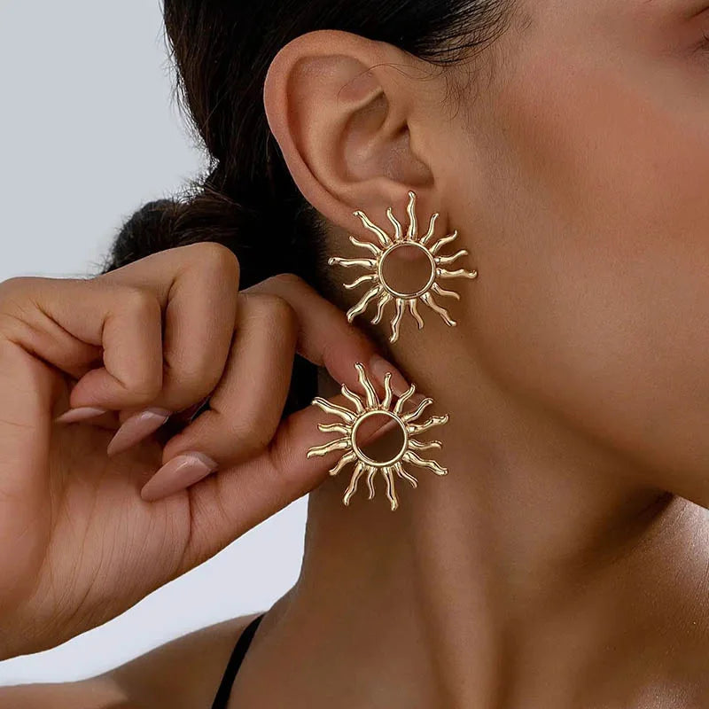 Exaggeration Ocean Style Shell Texture Stud Earrings for Women Trendy Accessories Personalization Jewelry Earrings Daily Wear