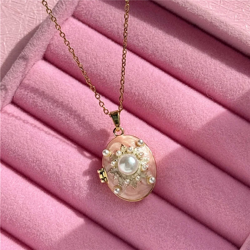 HangZhi Enamel Romantic Pink White Pearl Flower Oval Photo Frame Locket Necklace Vintage Keepsake Jewelry Gift for Women