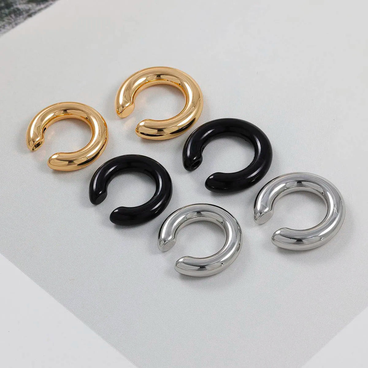 1pc Exaggerated c-Shaped Non-Piercing Nose Ring Fake Piercing Non-Piercing Ear Bone Clips For Men Ear Cuff Earrings