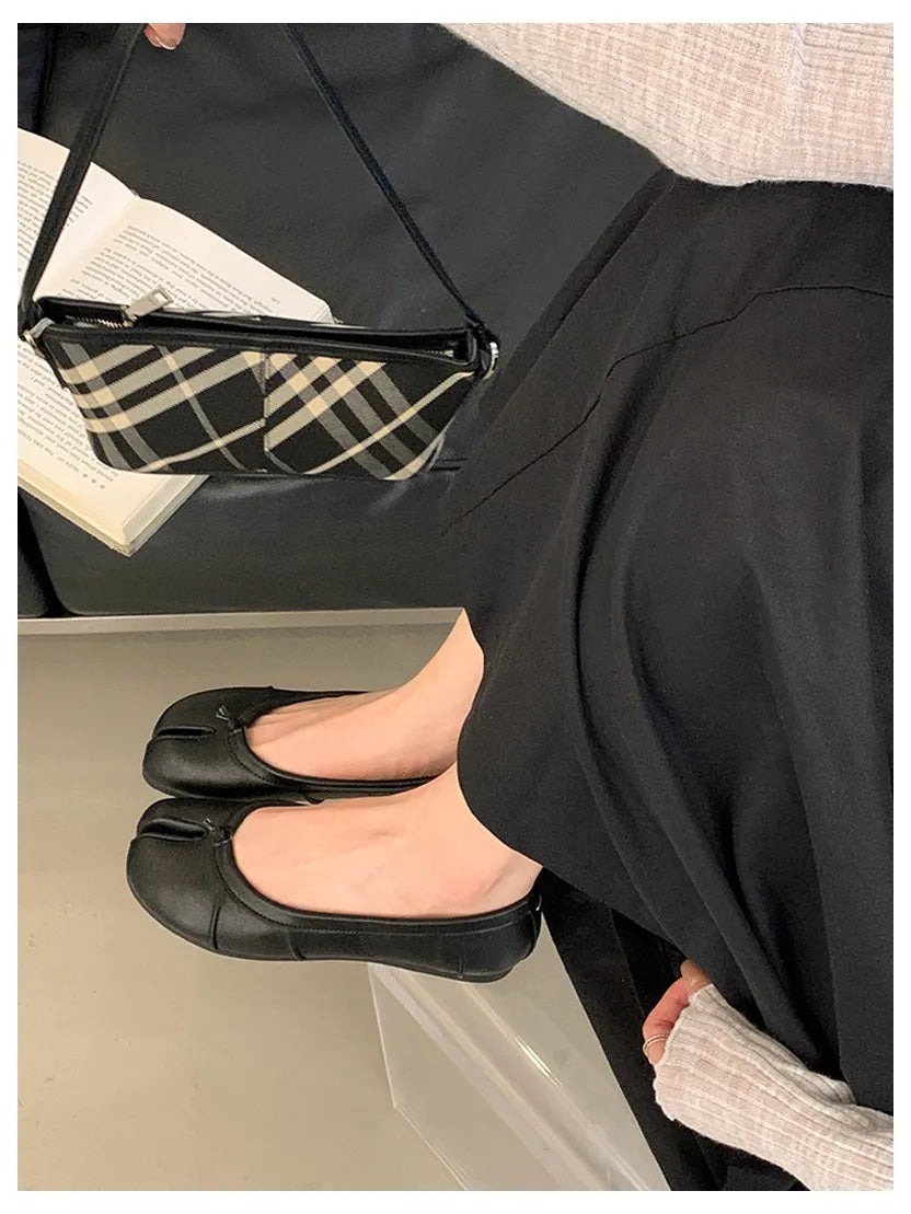 Spring Split Toe Women Ballet Flats Fashion Tabi Shoes Causal Slip On Loafer Ladies Pleated Leather Espadrilles Zapatillas Mujer