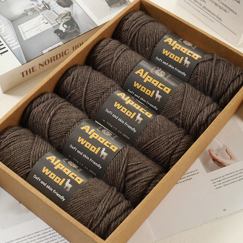 500g Alpaca Wool 245 Chunky Knitting Yarn Multi-Color Autumn and Winter Fashionable Gift for Men and Women DIY Knitting Material Kit for Warm Sweaters, Coats, Scarves, Hats, Gloves, Leg Warmers, Knee Pads Yarn Balls 5Pcs/Pack