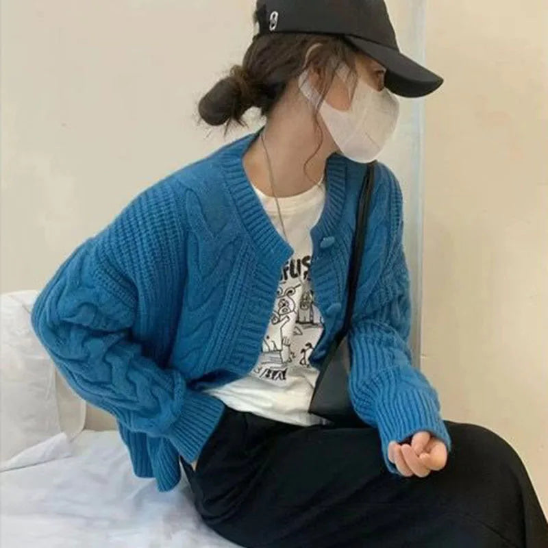 Autumn Twist Knitted Cardigan Womem Winter Thicken Warm O Neck Sweater Jacket Female Solid Button Up Long Sleeve Crop Knitwear