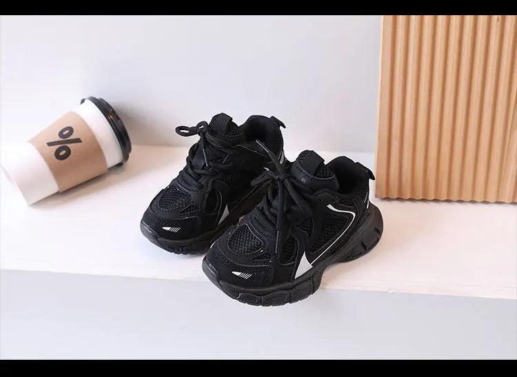 Kids Casual Sports Shoes with Thick Soles Boys Girls Fashion Versatile Sneakers 2024 New Children Mesh Breathable Running Shoes