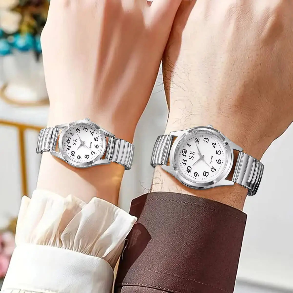 2PCS/Set Fashion Couple Watches Luxury Elastic Strap Women Watches Men Quartz Wristwatches (Without Box）