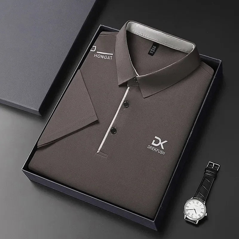 New Men's Business Casual Short Sleeved Shirt with Badge Solid Color Polo Shirt Fashionable Breathable Comfortable Versatile Top