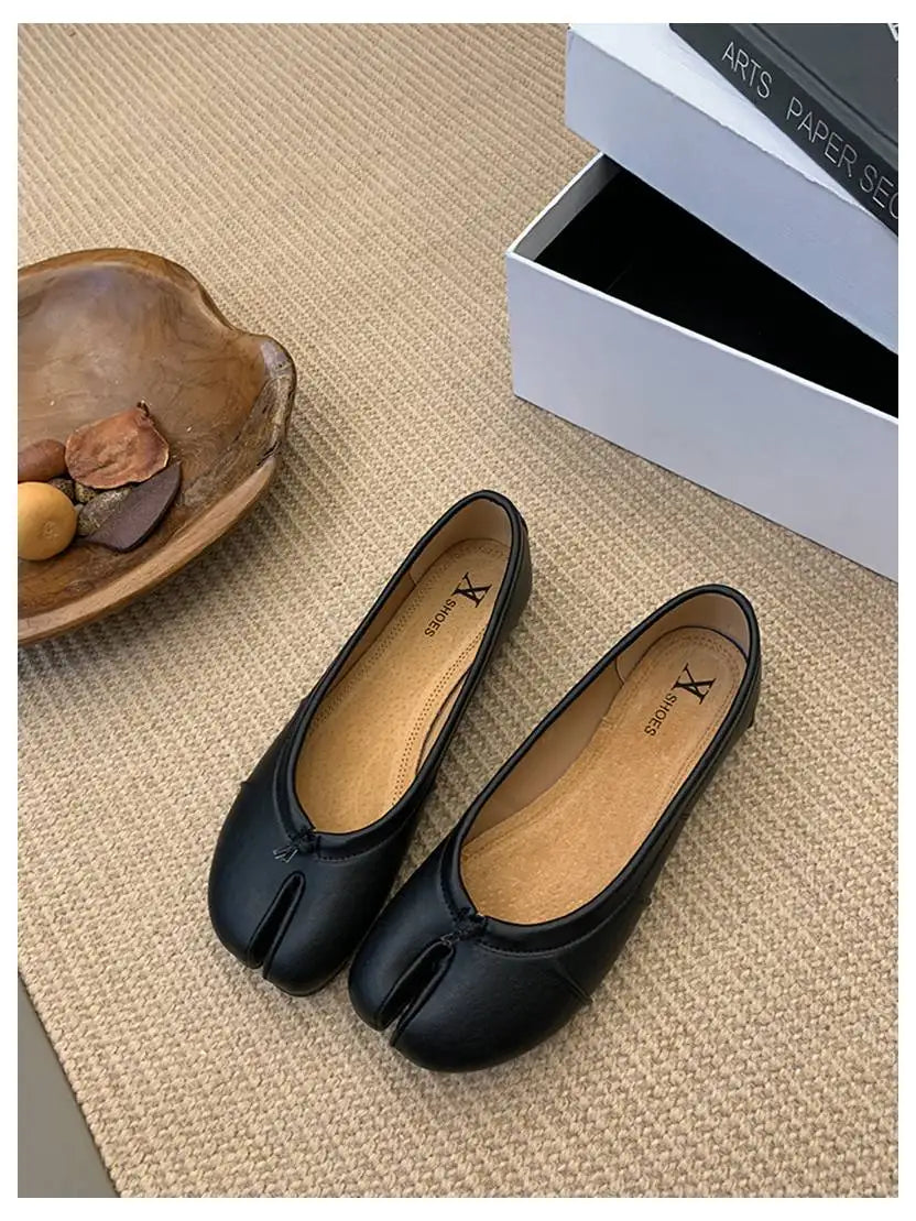 Spring Split Toe Women Ballet Flats Fashion Tabi Shoes Causal Slip On Loafer Ladies Pleated Leather Espadrilles Zapatillas Mujer