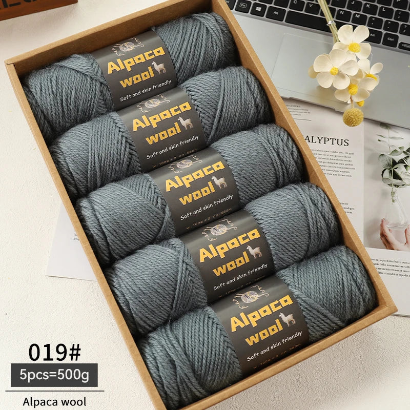 500g Alpaca Wool 245 Chunky Knitting Yarn Multi-Color Autumn and Winter Fashionable Gift for Men and Women DIY Knitting Material Kit for Warm Sweaters, Coats, Scarves, Hats, Gloves, Leg Warmers, Knee Pads Yarn Balls 5Pcs/Pack